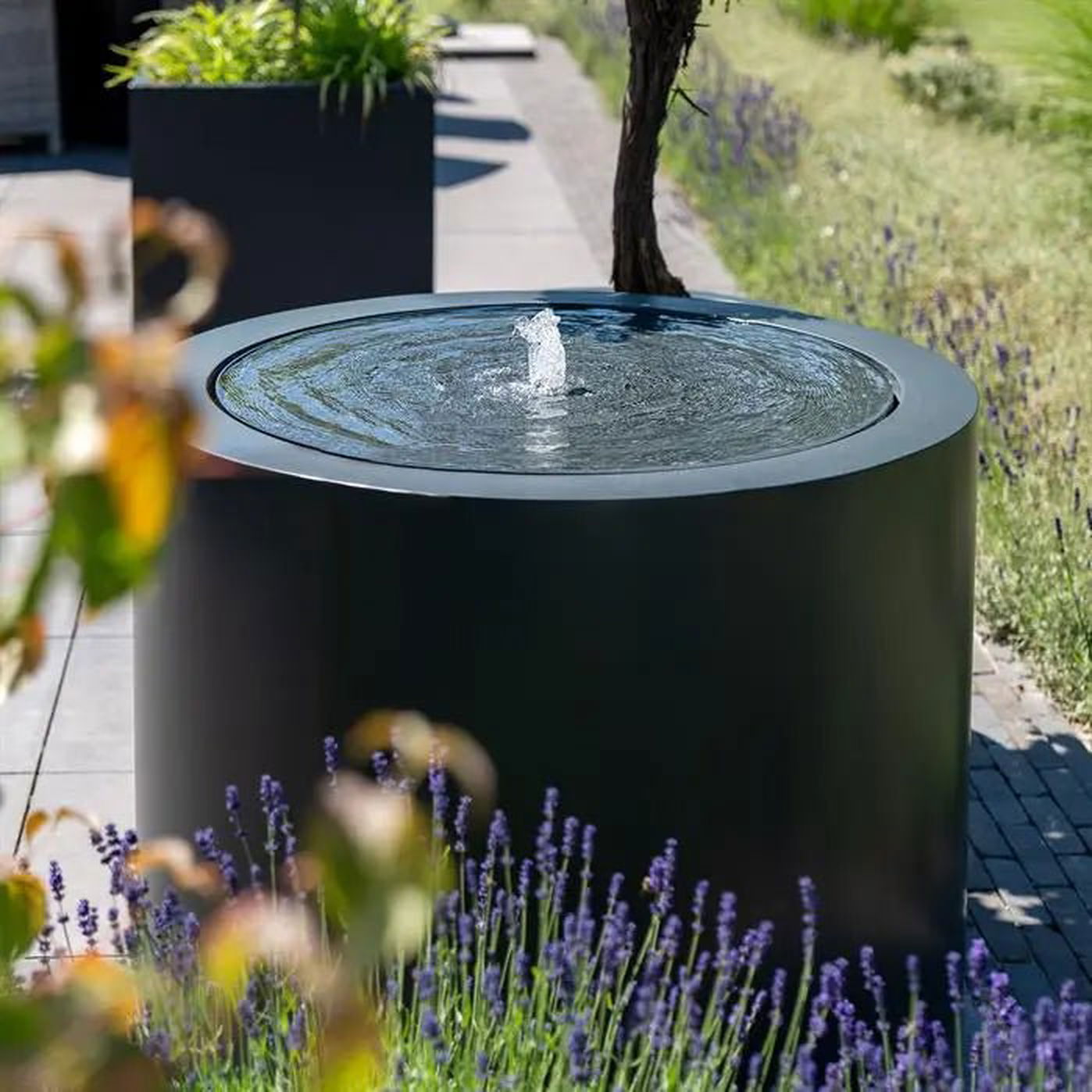 - Adezz - Wassertisch rund 1000x750