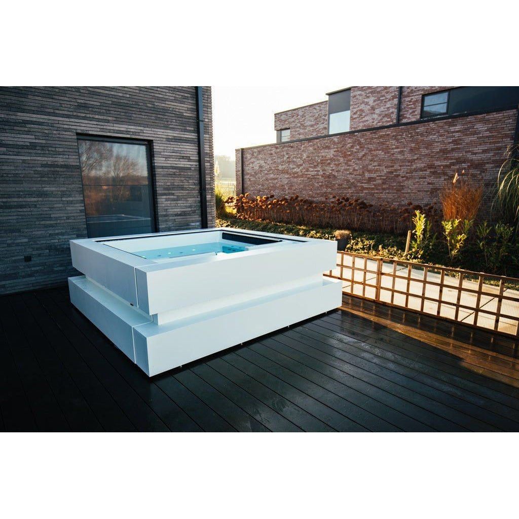 - Alpha Wellness - Whirlpool Intense Cube