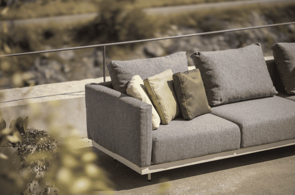 Todus - Dongo 9-Sitzer Sofa mit Ablage