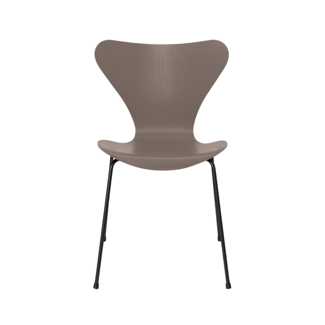Fritz Hansen - Serie 7 3107 Stuhl Esche gefärbt