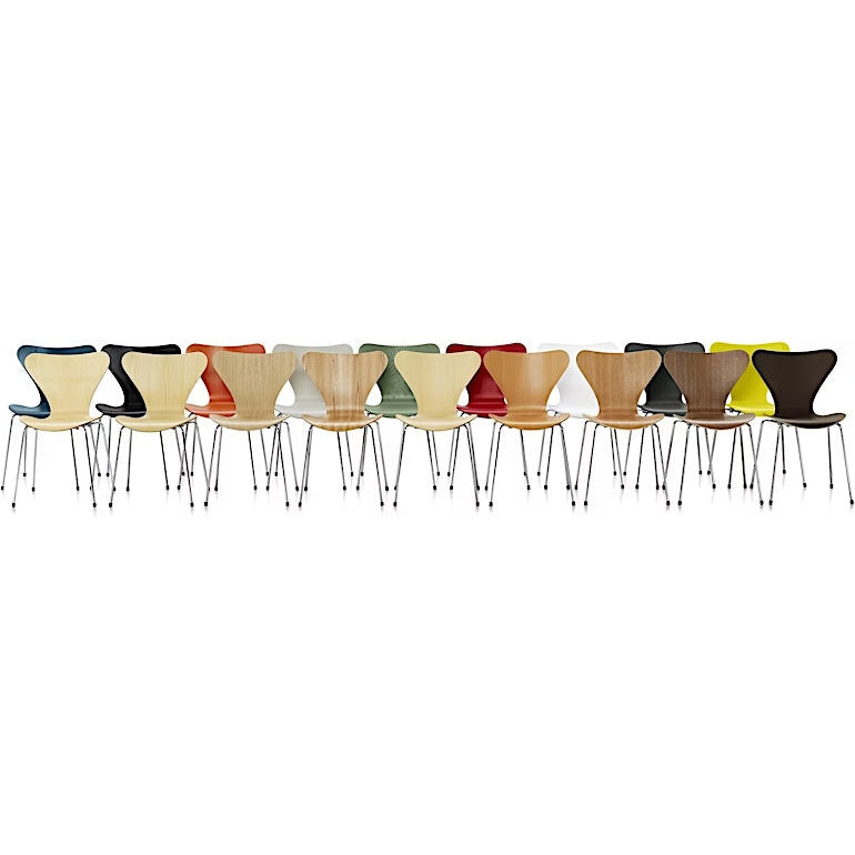 Fritz Hansen - Serie 7 3107 Stuhl Naturfurnier