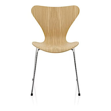 Fritz Hansen - Serie 7 3107 Stuhl Naturfurnier