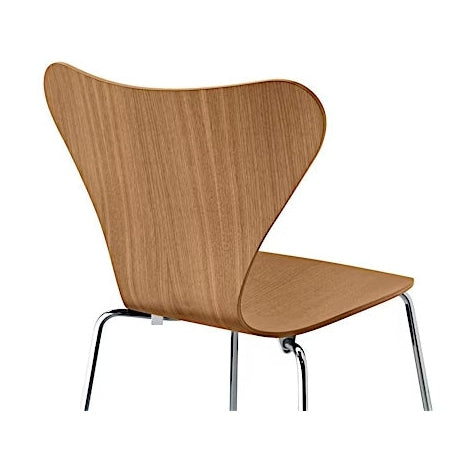 Fritz Hansen - Serie 7 3107 Stuhl Naturfurnier