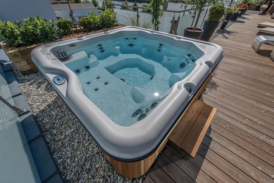 Scandinavic Wood Art - Hot Tub Luxury Encore